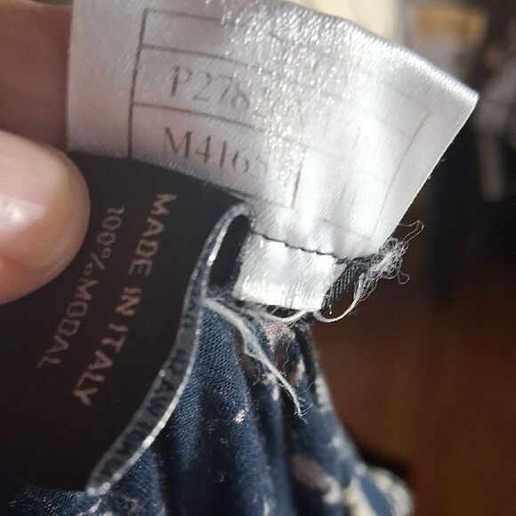 Authentic CHANEL Blue and Cream Script Blouse Size Small/Medium - Picture 14 of 16